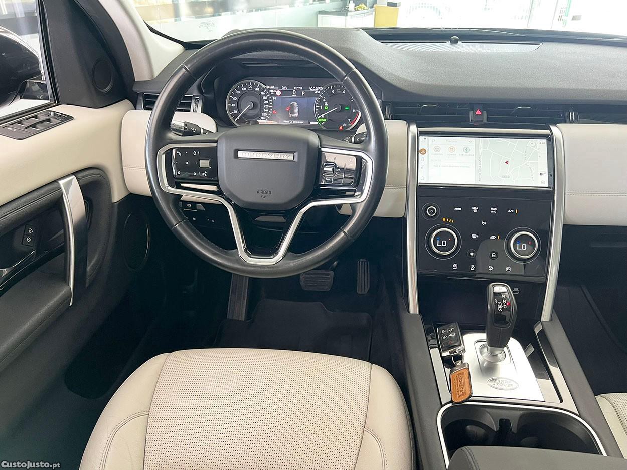 Land Rover Discovery Sport 1.5 I3 P300e AWD Dynamic SE — fotografia 17