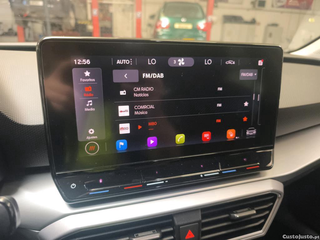 SEAT Leon ST 2.0 TDI FR DSG 150cv — fotografia 12