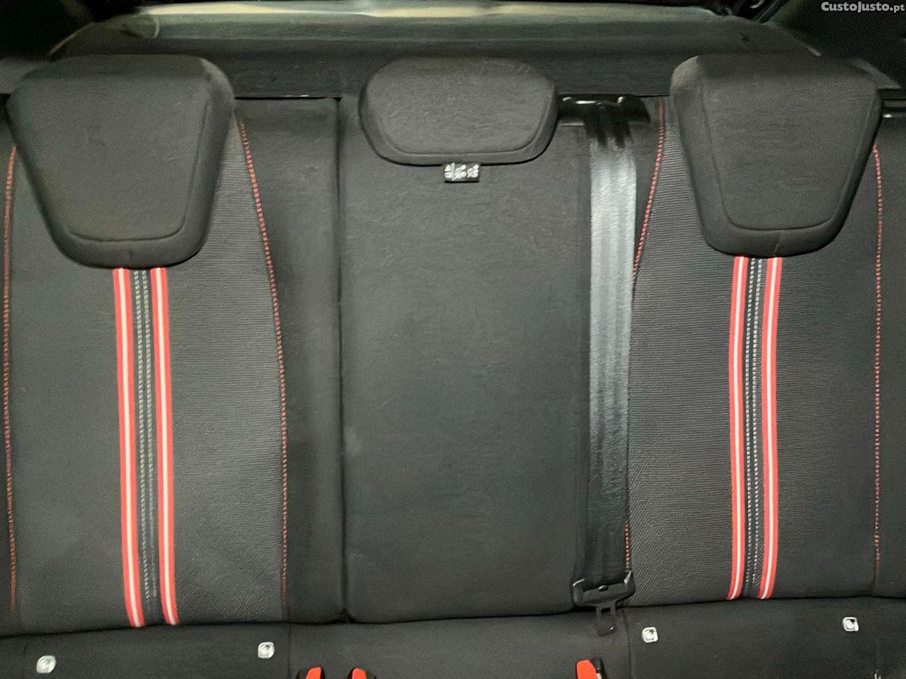 Opel Corsa 1.2 T GS — fotografia 7