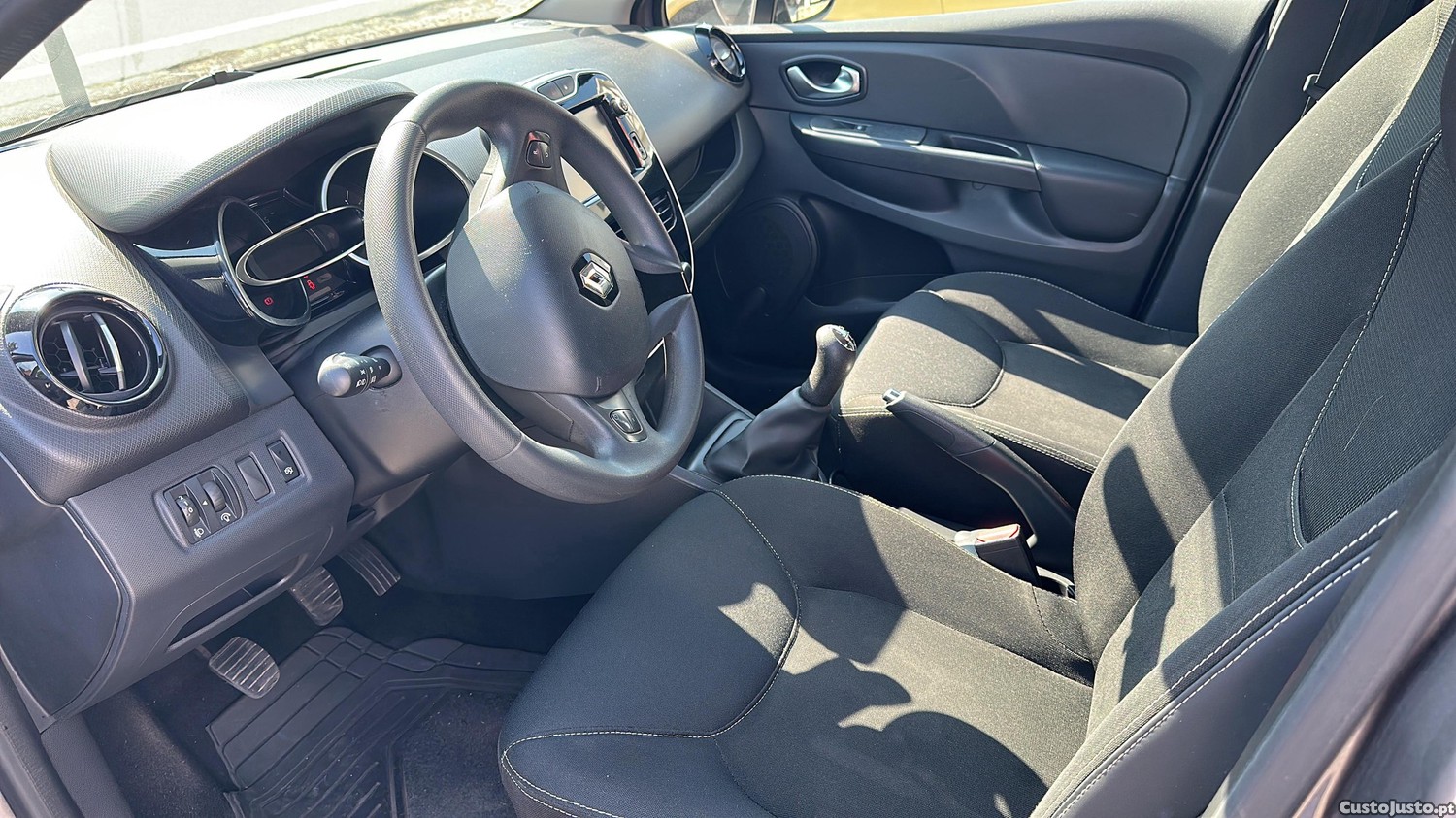 Renault Clio Dci — fotografia 4