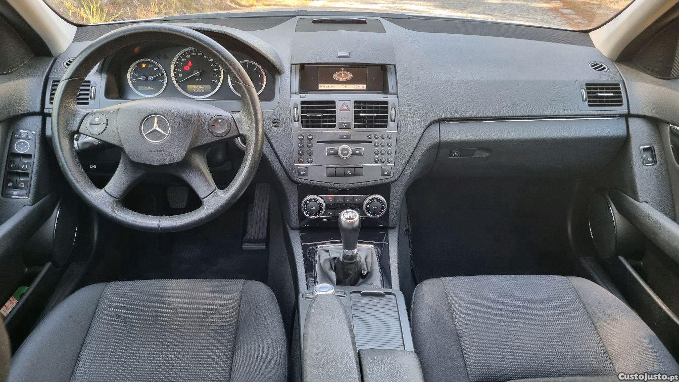 Mercedes-Benz C 220 CDI avantgarde 170cv — fotografia 7