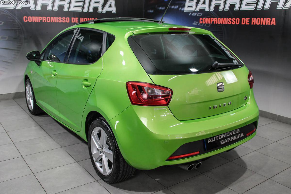 SEAT Ibiza 2.0 TDi FR — fotografia 3