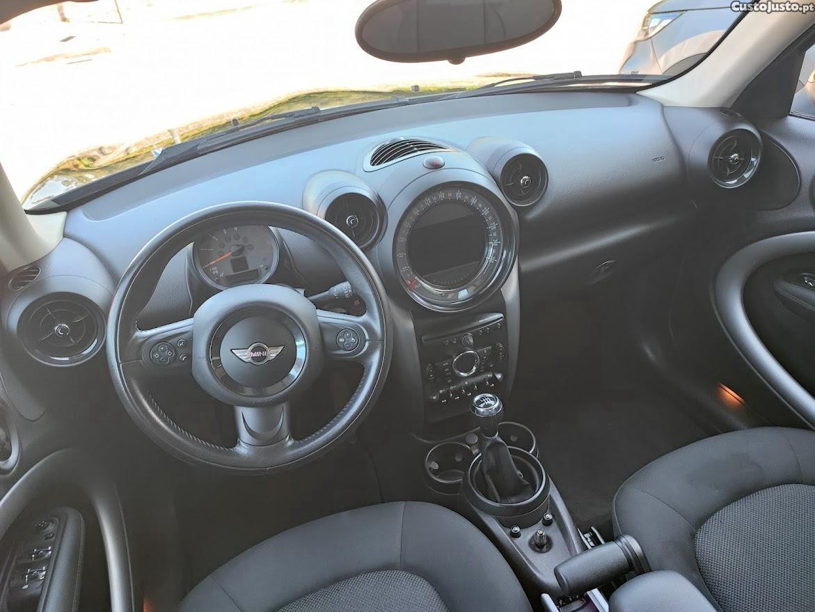 MINI Countryman COOPER 1.6 D — fotografia 9