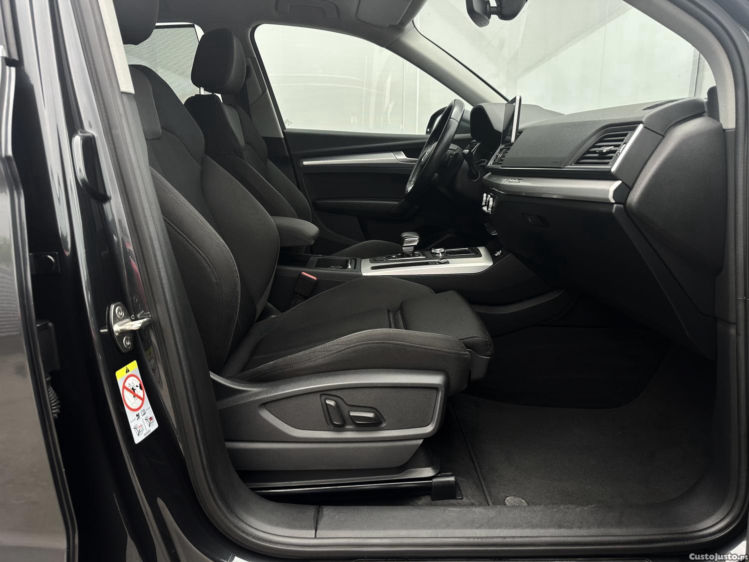 Audi Q5 40 TDI quattro Sport — fotografia 5