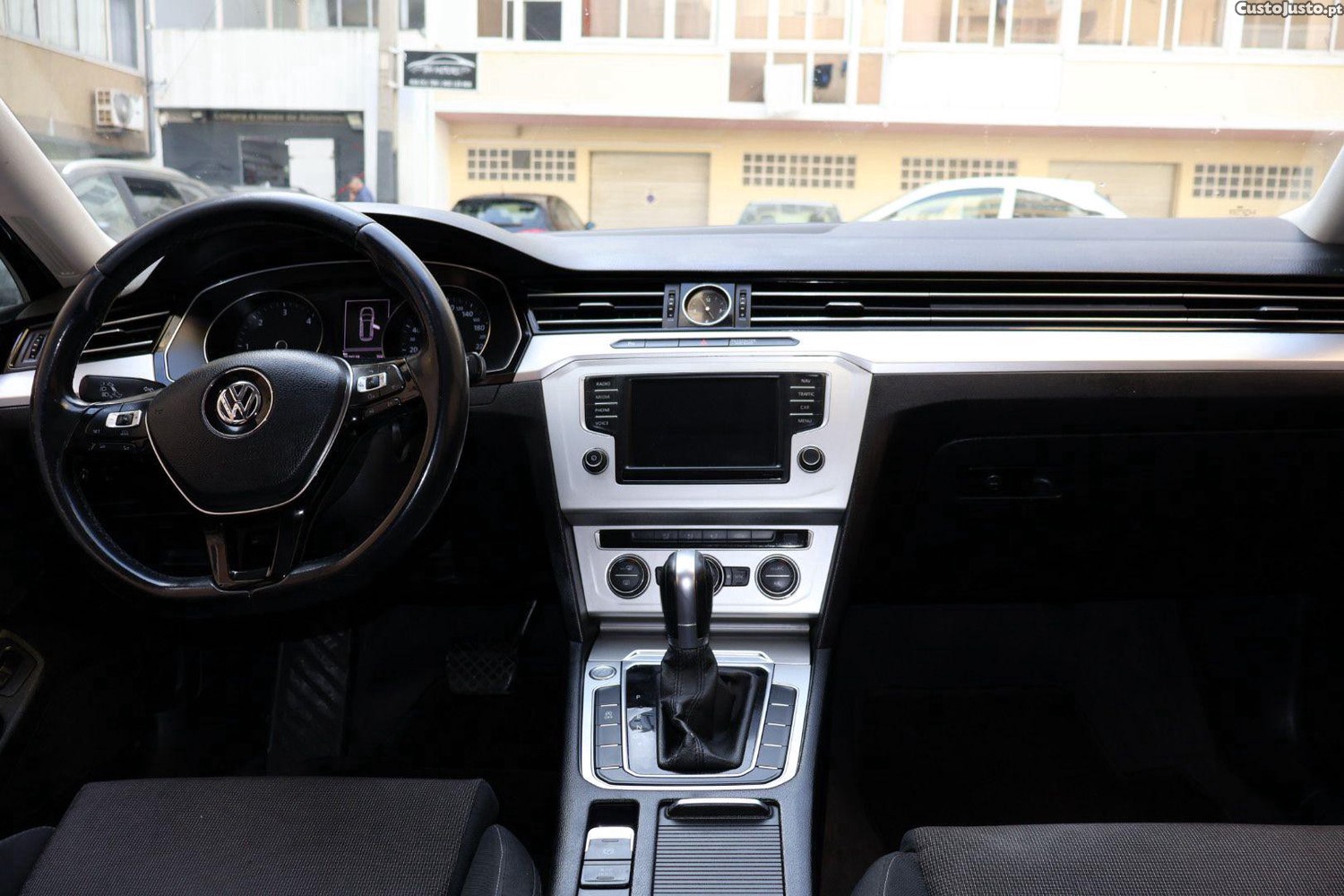 Volkswagen Passat 1.6 Tdi Bluemotion Cx Automática — fotografia 7