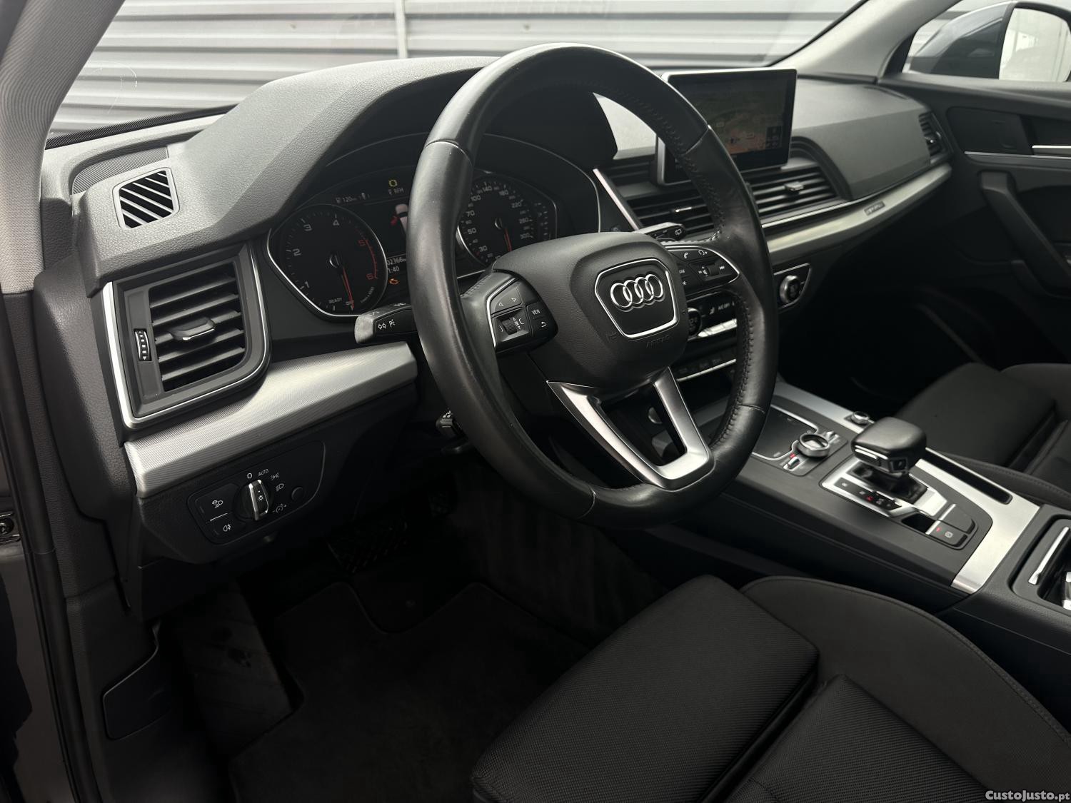 Audi Q5 40 TDI quattro Sport — fotografia 22
