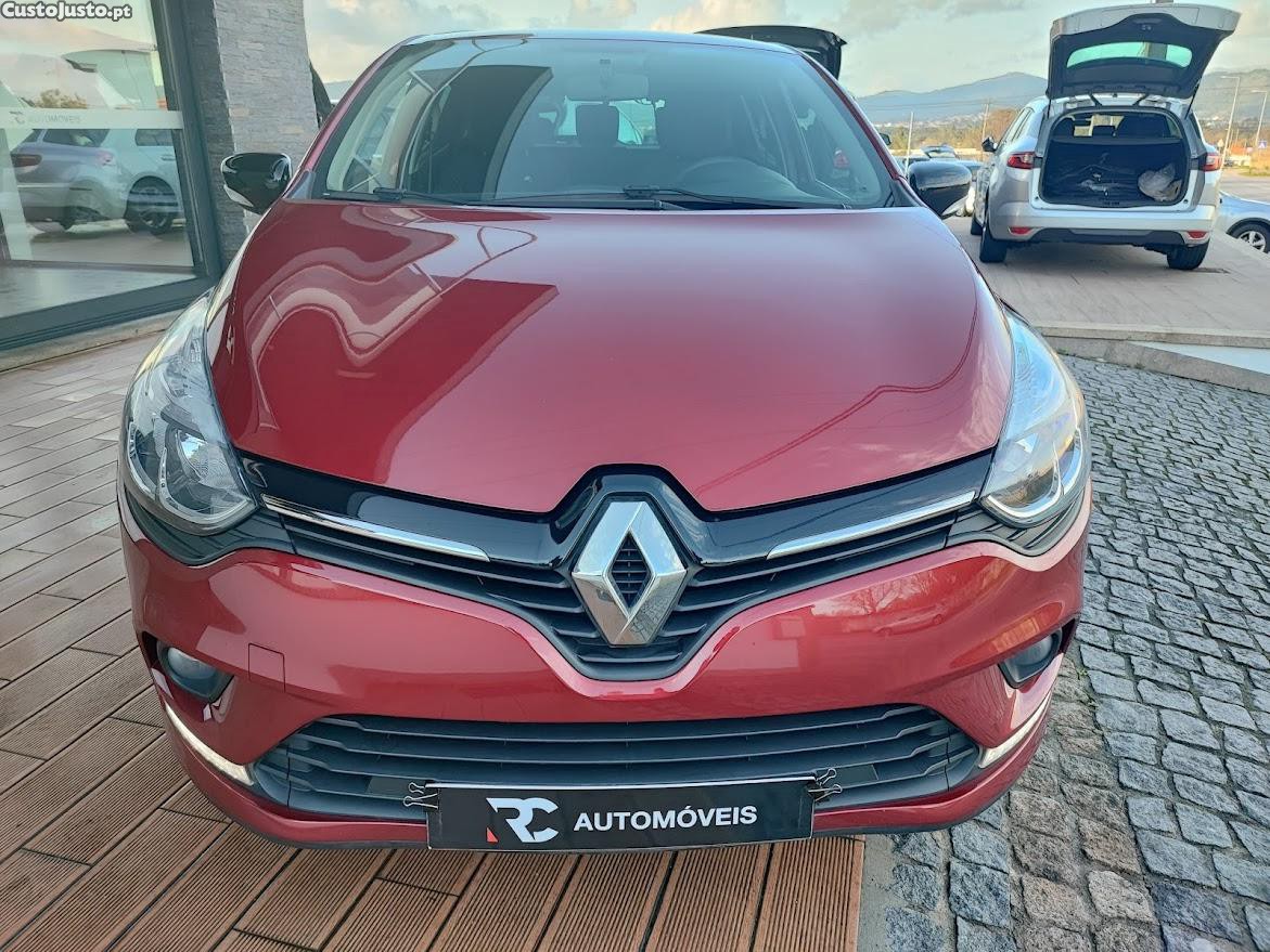 Renault Clio Limited 0.9 TCe - 18 — photo 3