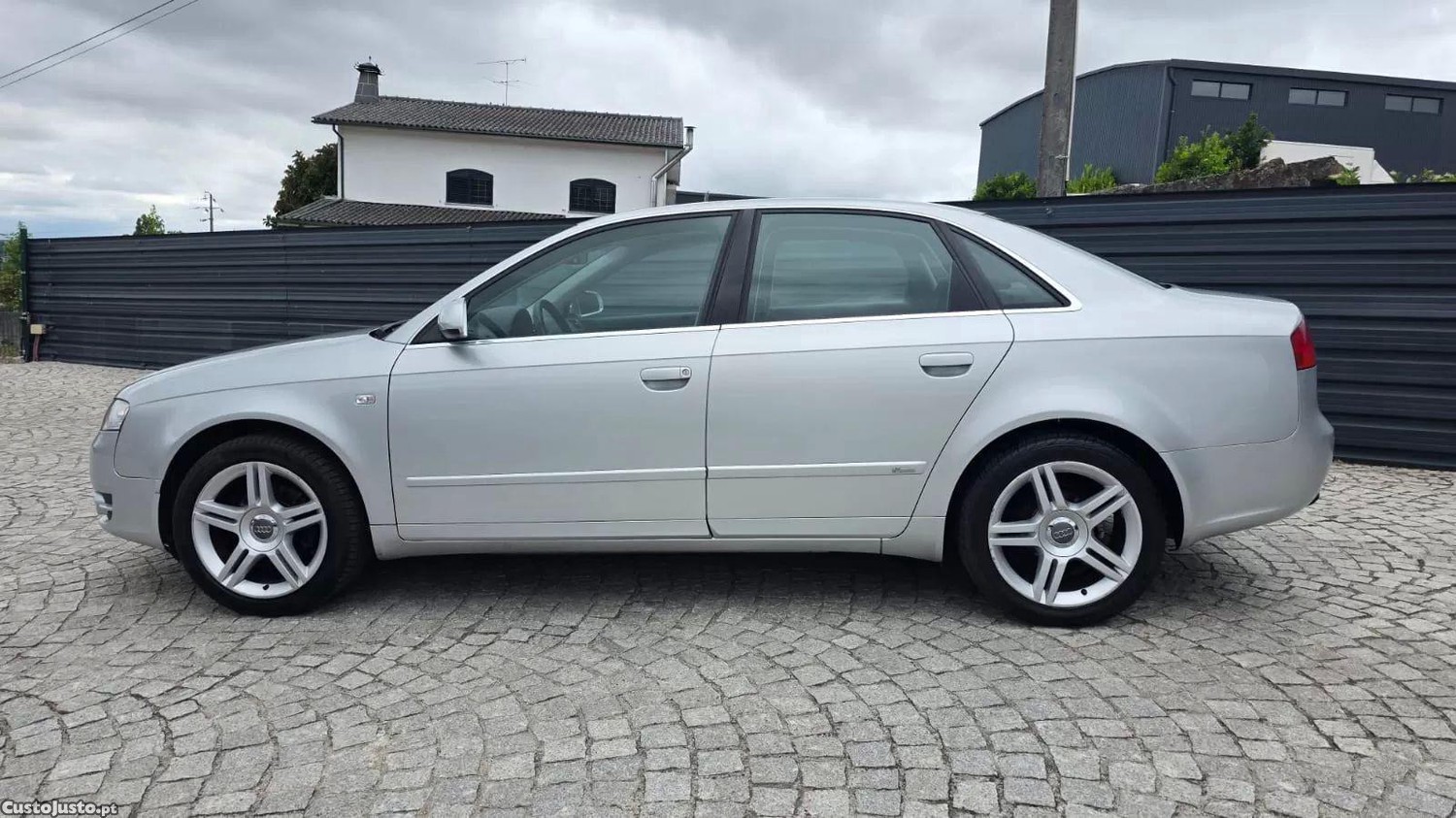 Audi A4 1.9 tdi s-line — fotografia 18
