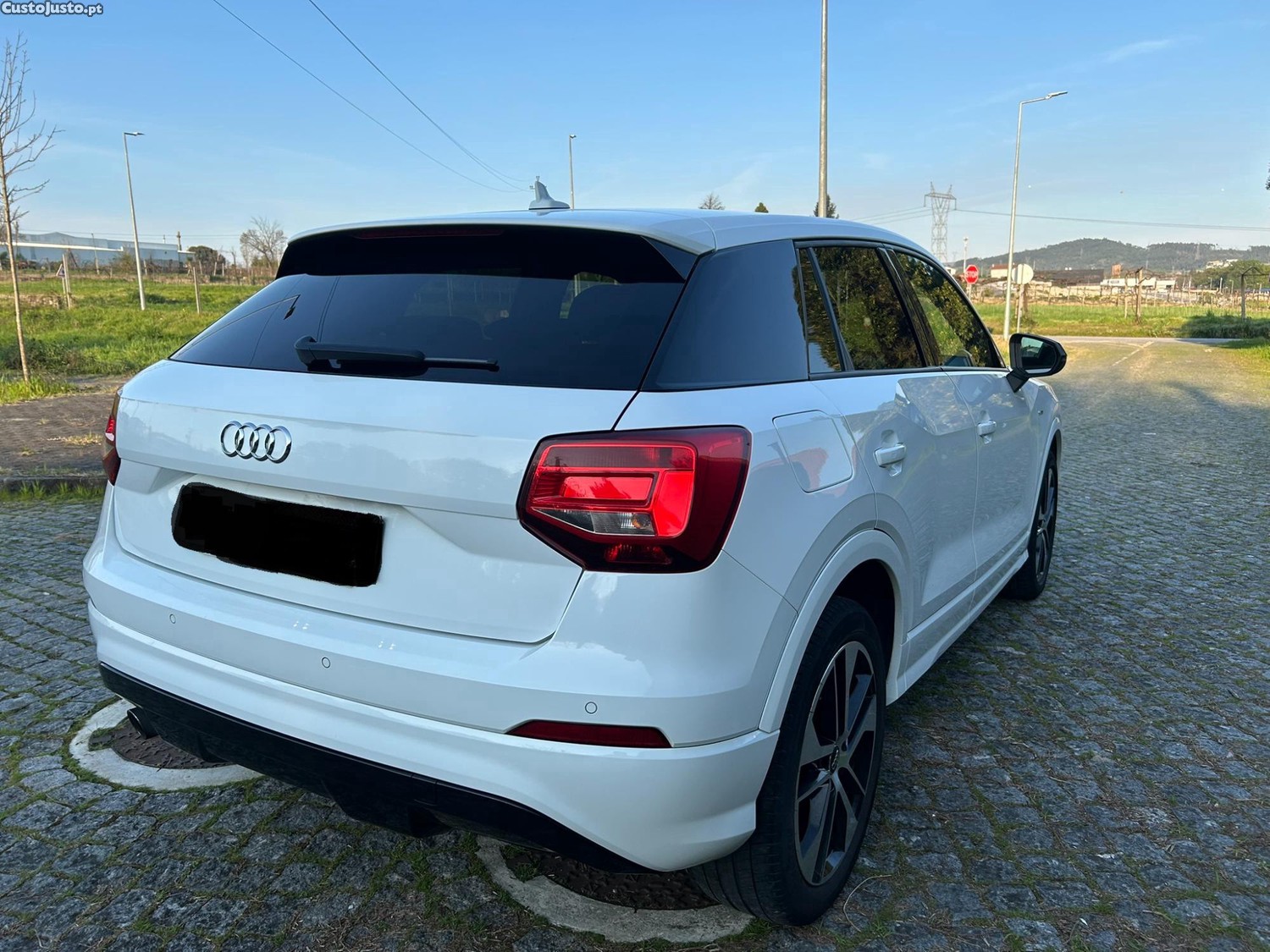 Audi Q2 S-Line S Tronic — fotografia 6