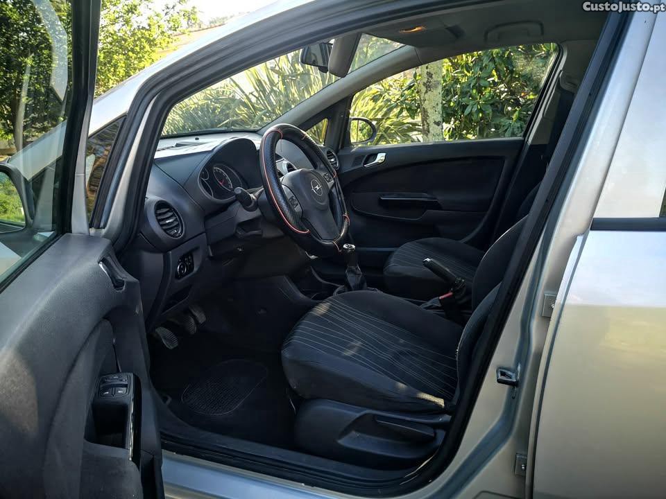 Opel Corsa 1.3 CDTI SPORT - 5 LUGARES - A/C - OPORTUNIDADe — fotografia 11