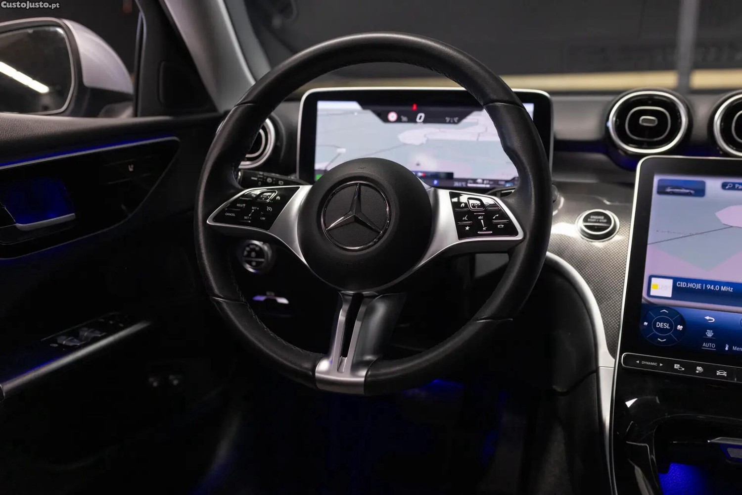 Mercedes-Benz C 300 e 9G-TRONIC Avantgarde Advanced — fotografia 6