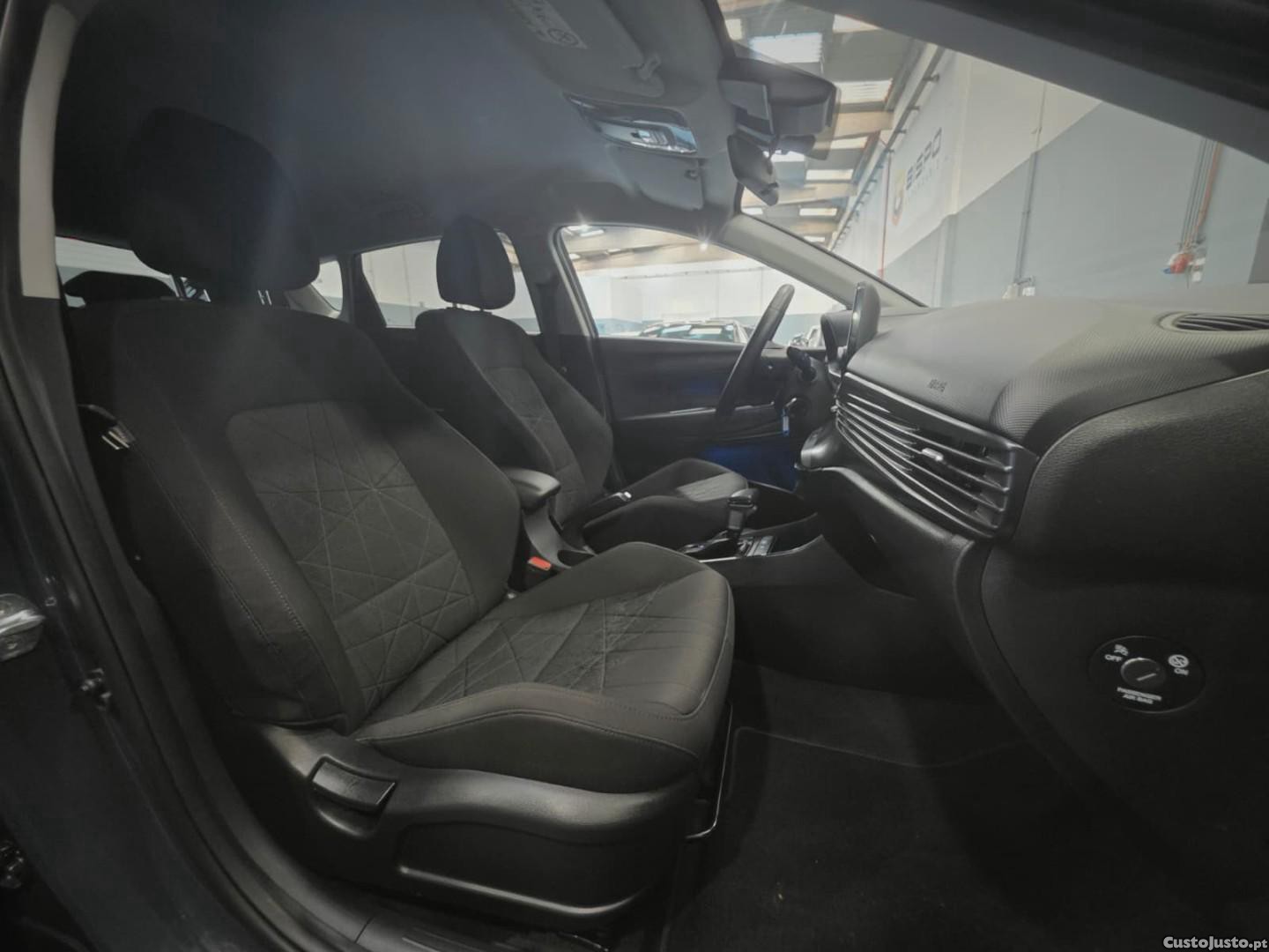 Hyundai Bayon 1.0 T-GDi Premium DCT — fotografia 5