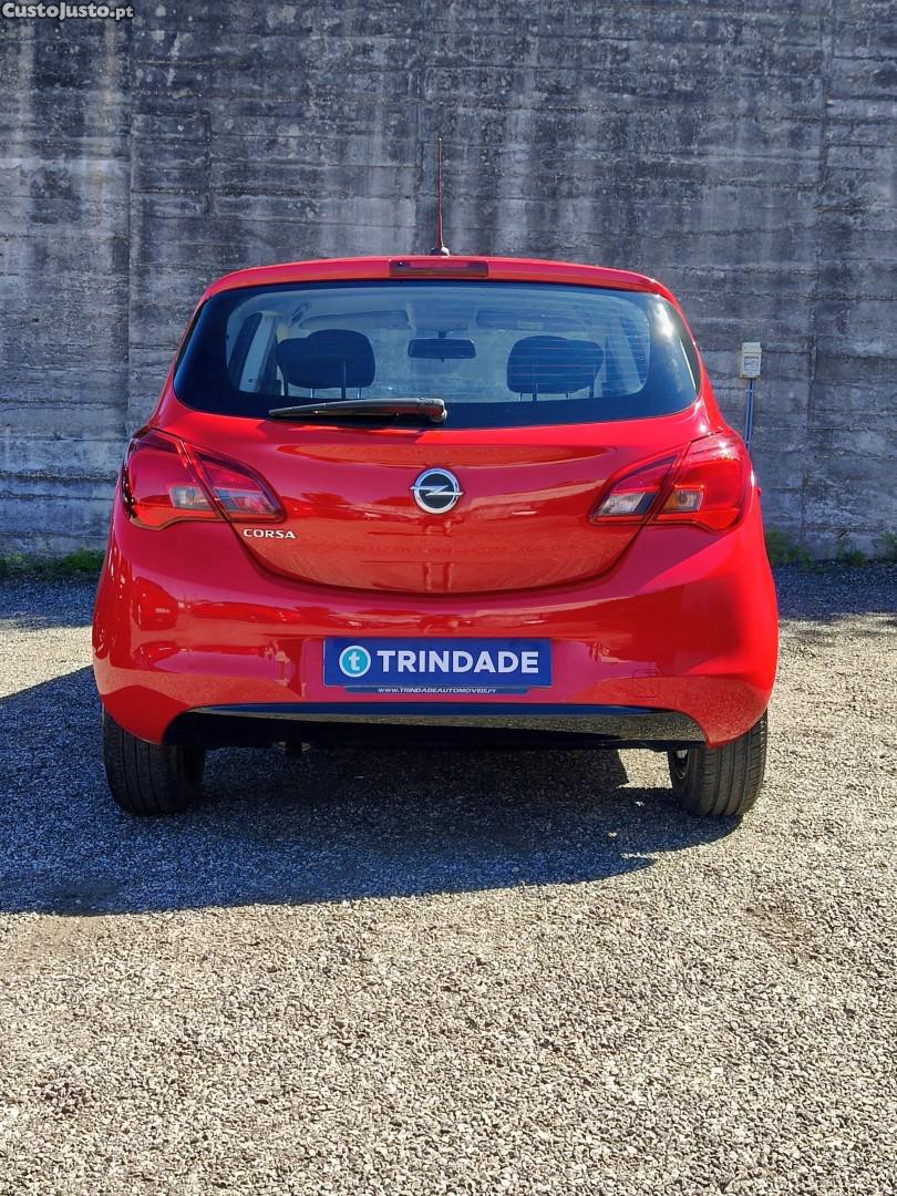 Opel Corsa 1.2 Color Edition — fotografia 11