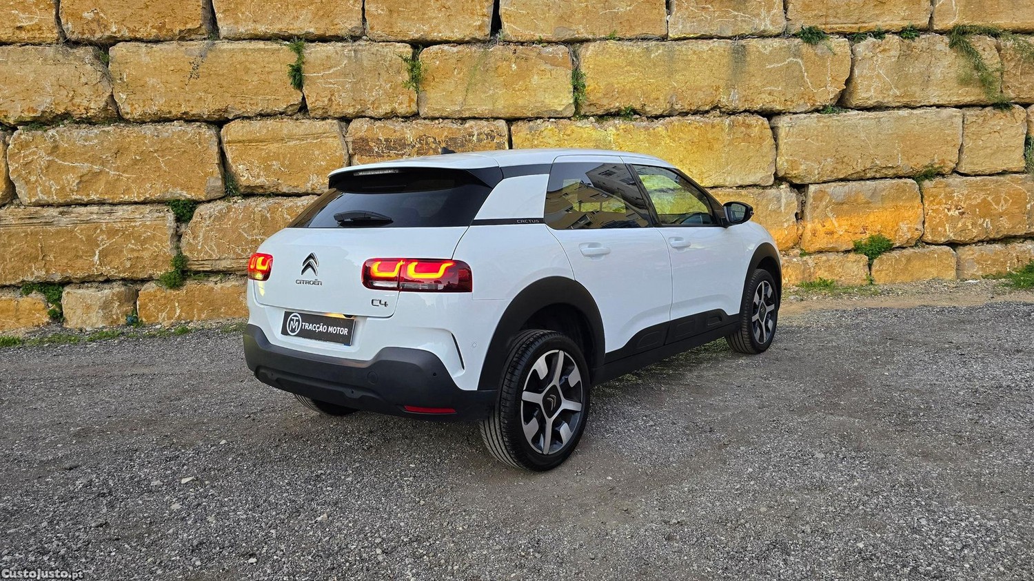 Citroën C4 Cactus 1.5 BlueHDi Shine - 19 foto 2