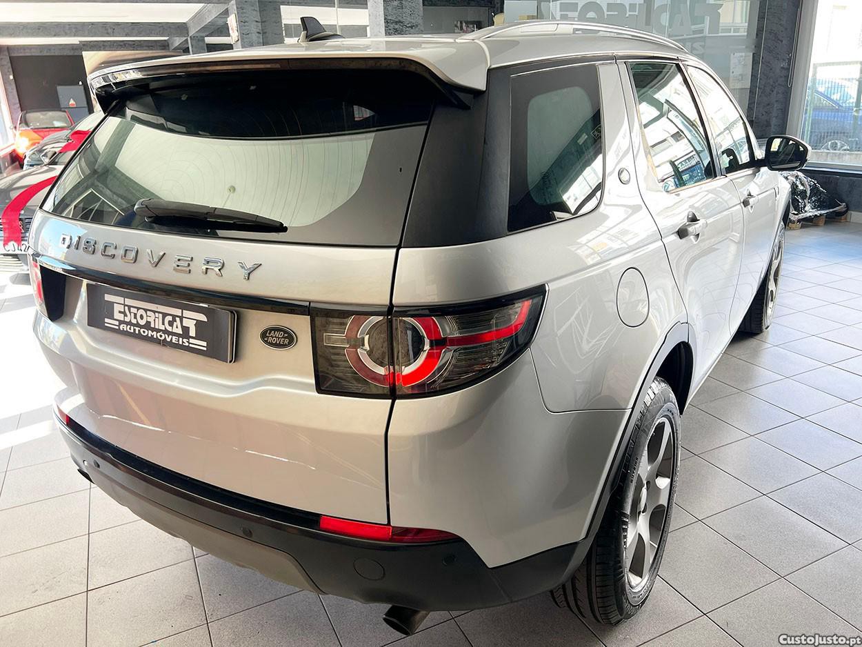 Land Rover Discovery Sport 2.0 eD4 HSE — fotografia 18
