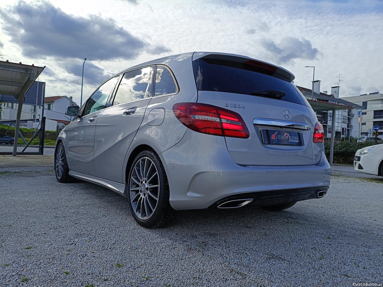 Mercedes-Benz B 180 D (W246) 1.5 AMG Line - 18 — photo 3