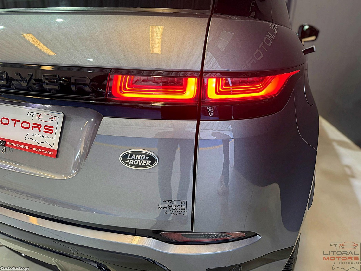 Land Rover Evoque P300e R-Dynamic S — fotografia 15