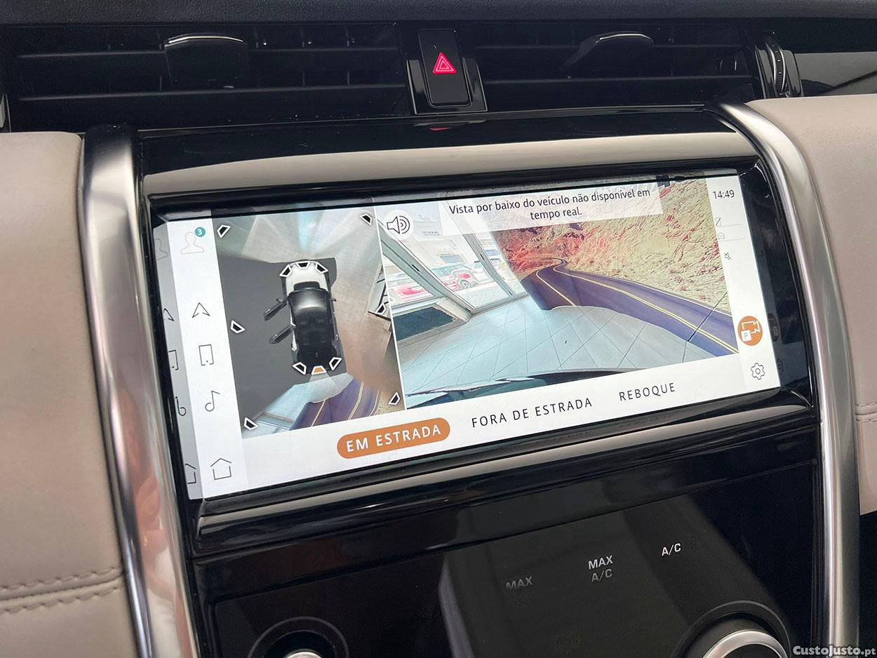 Land Rover Discovery Sport 1.5 I3 P300e AWD Dynamic SE — fotografia 13