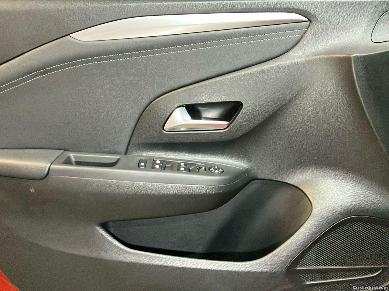 Opel Corsa 1.2 T GS — fotografia 5