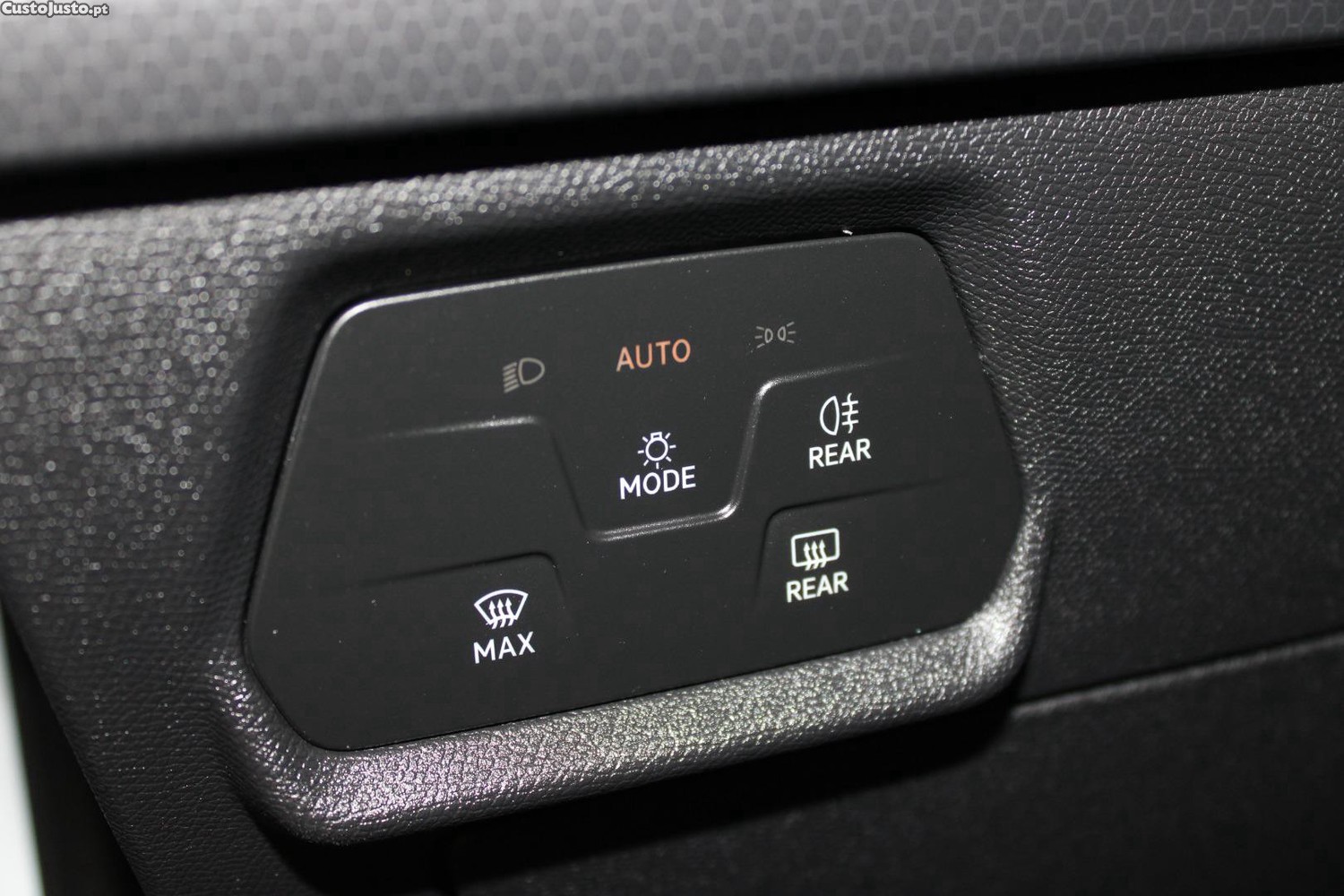 SEAT Leon ST 1.0 TSI STYLE — fotografia 20