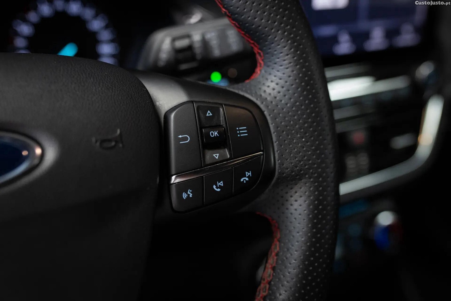 Ford Fiesta 1.0 EcoBoost ST-Line — fotografia 4