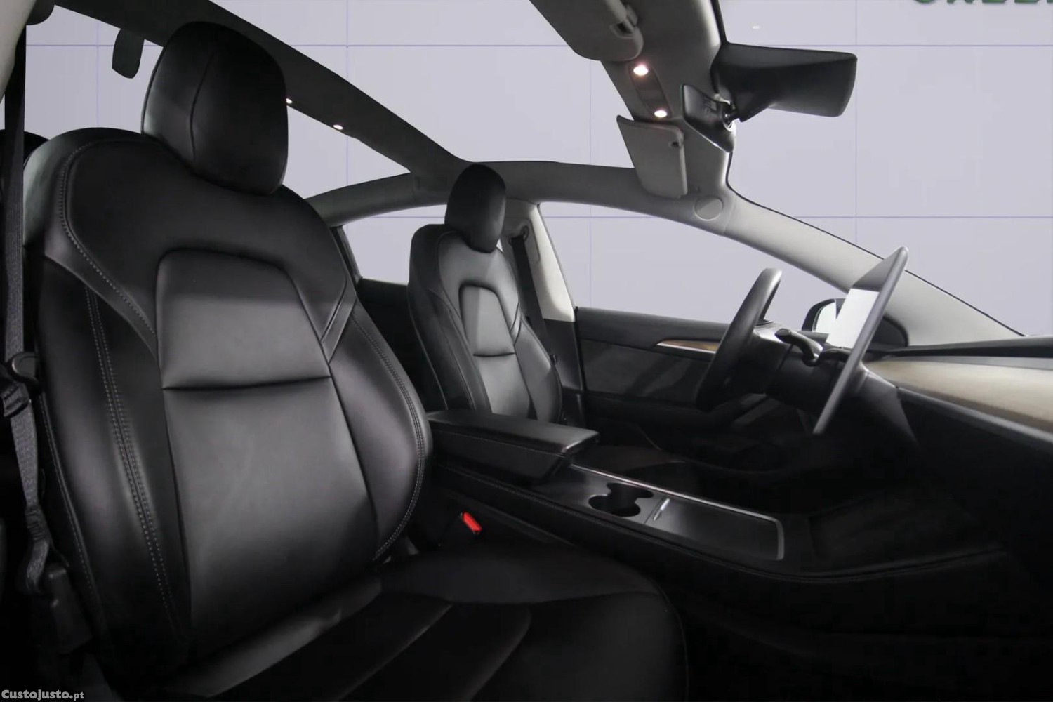 Tesla Model 3 Long Range AWD Dual Motor — fotografia 2