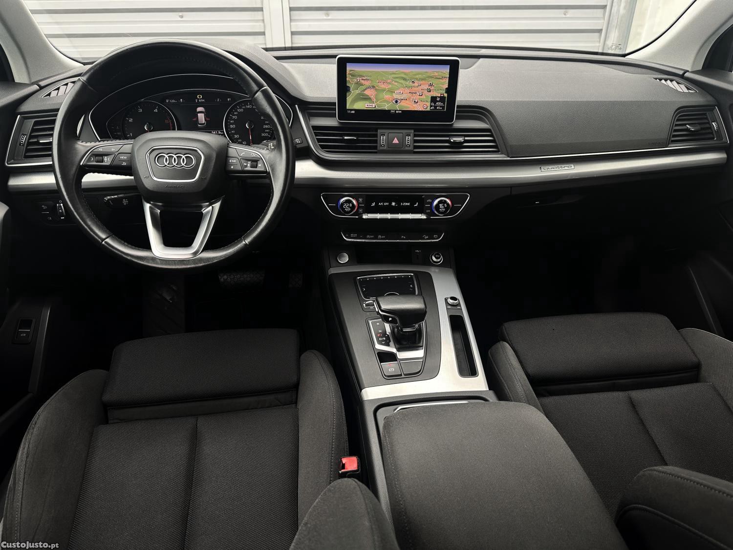 Audi Q5 40 TDI quattro Sport — fotografia 14