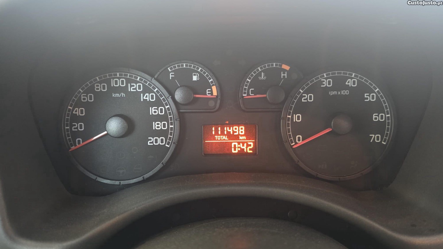 Fiat Punto 1.2 Gasolina-Impecável-Oportunidade! — fotografia 5