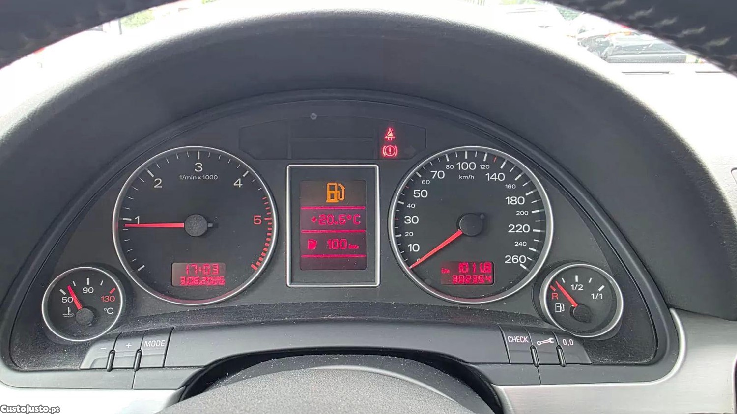 Audi A4 1.9 tdi s-line — fotografia 9