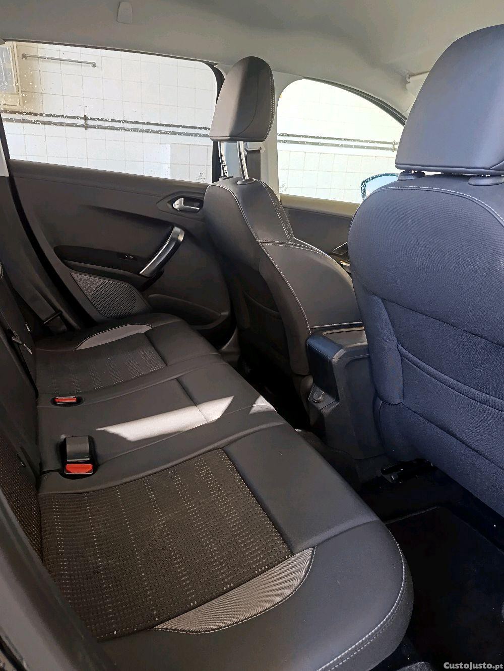 Peugeot 2008 1.5 bluehdi — fotografia 5