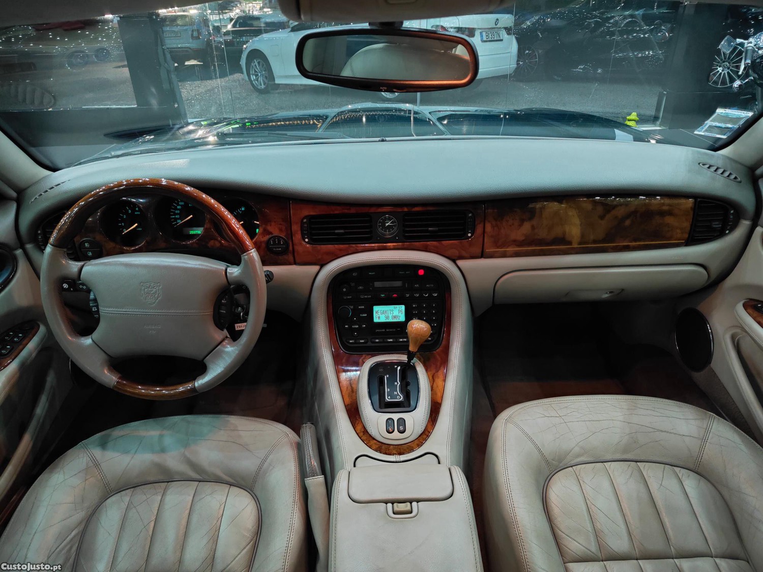 Jaguar XJ8 3.2 Executive Nacional GPL — fotografia 6
