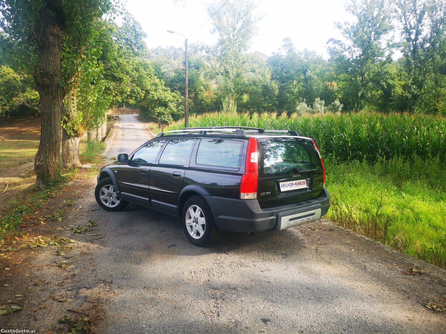 Volvo XC70 D5 Nivel 2 Auto. - 07 — photo 2