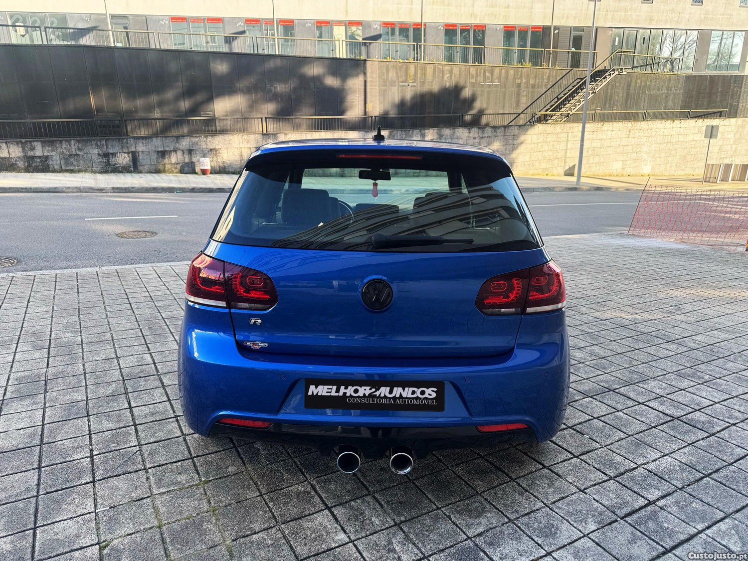 VW Golf 2.0 TSi R20 DSG - 10 foto 3