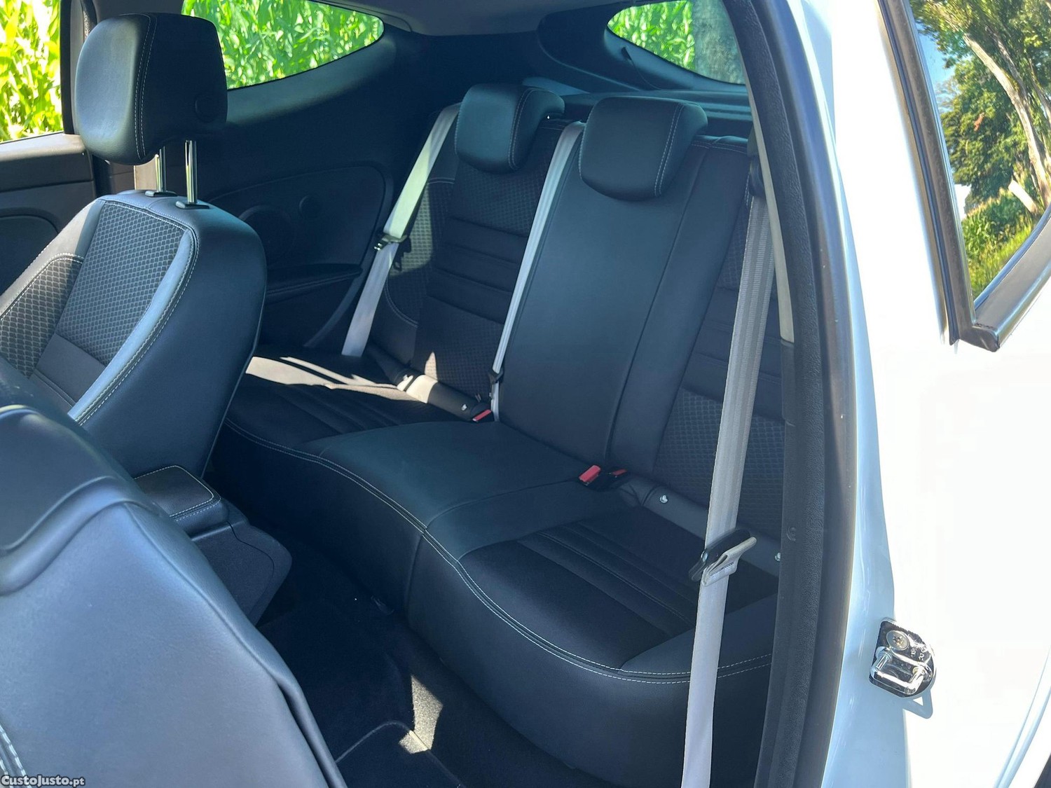 Renault Mégane Coupé 1.6 dCi Bose Edition SS — fotografia 3