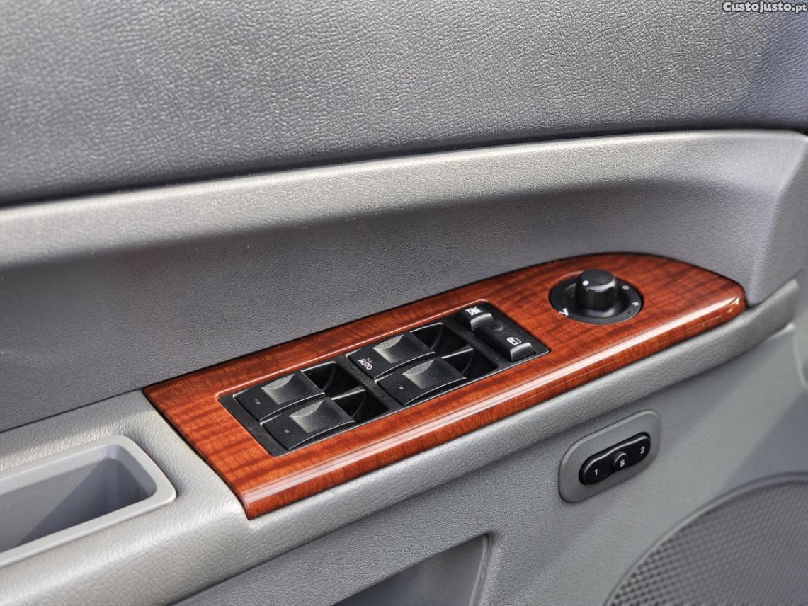 Jeep Grand Cherokee Cherokee - 06 — photo 4