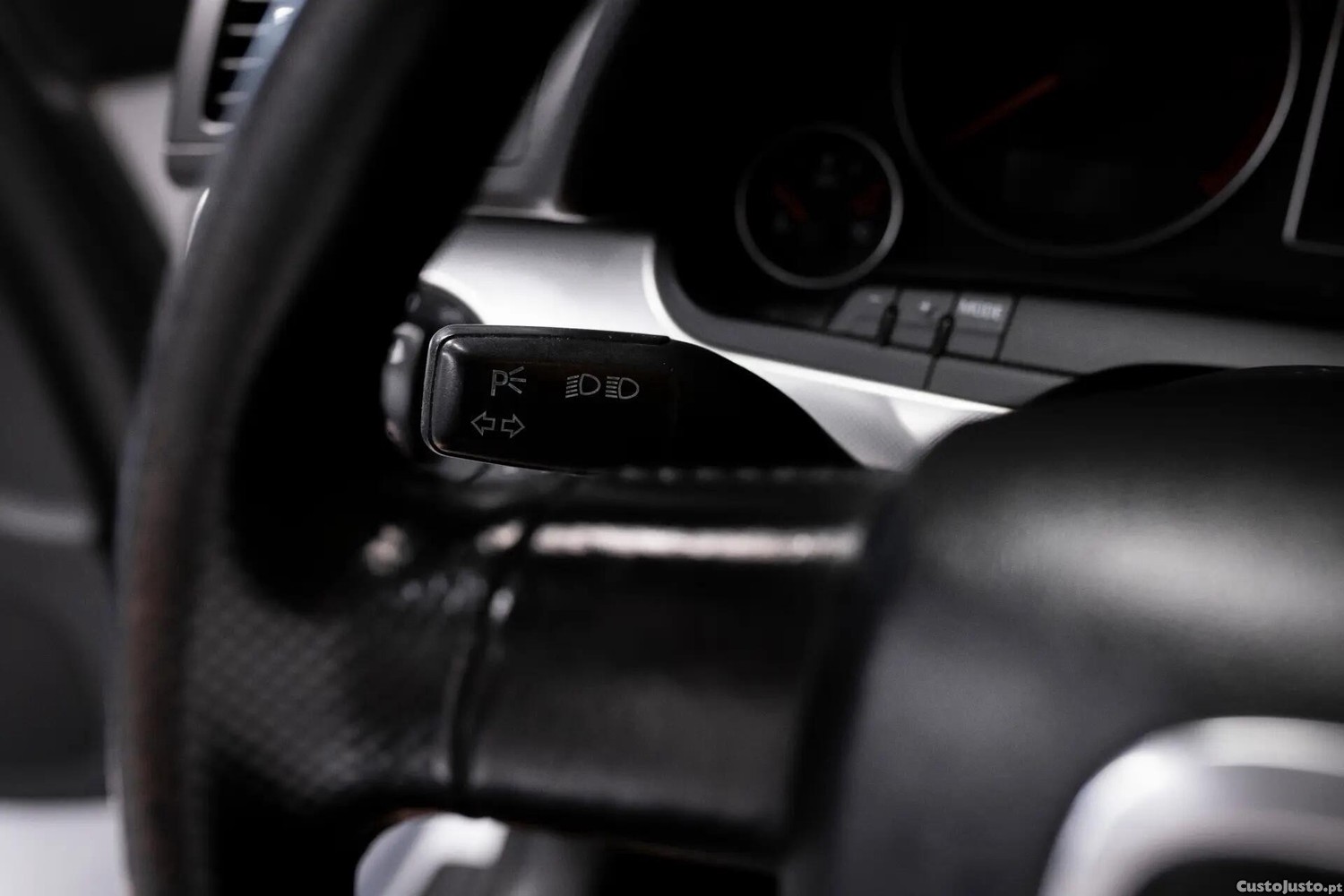 Audi A4 2.0 TDI S-line — fotografia 6