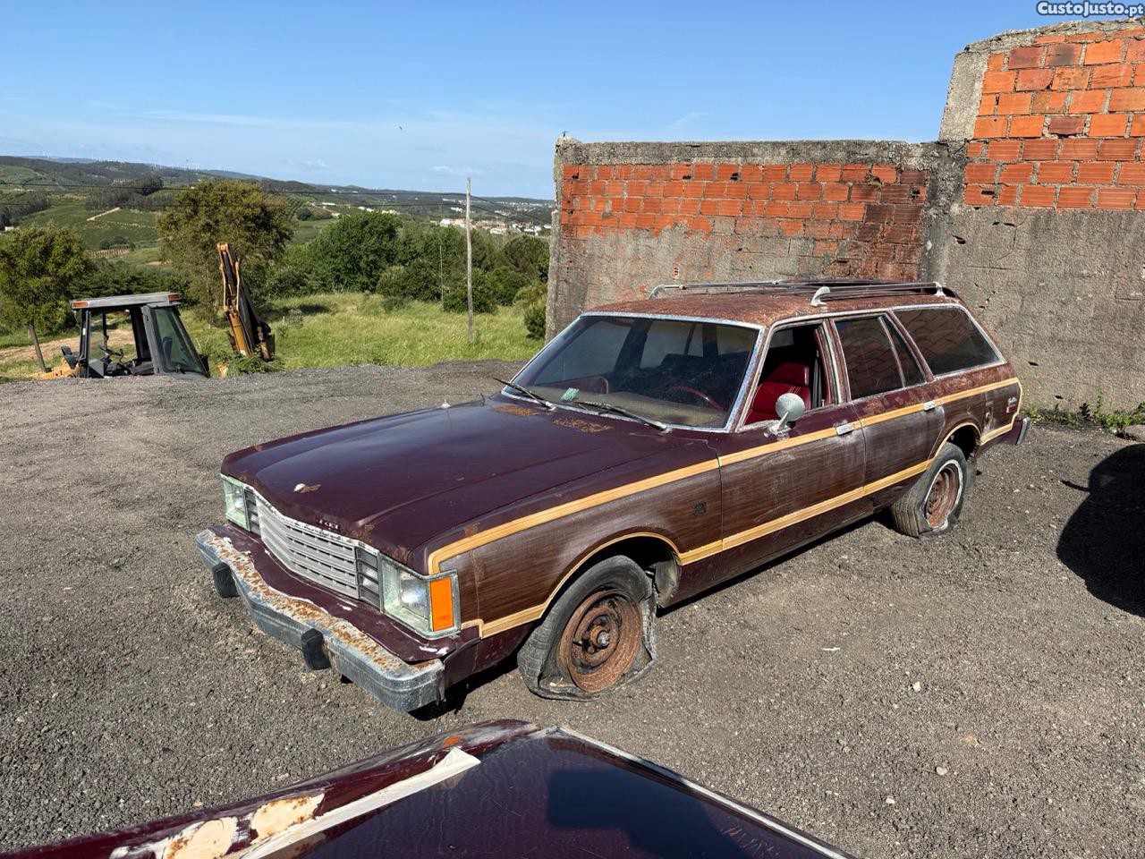 Dodge  Diplomat Saloon Wagon - 5.2 V8 - 81 foto 4