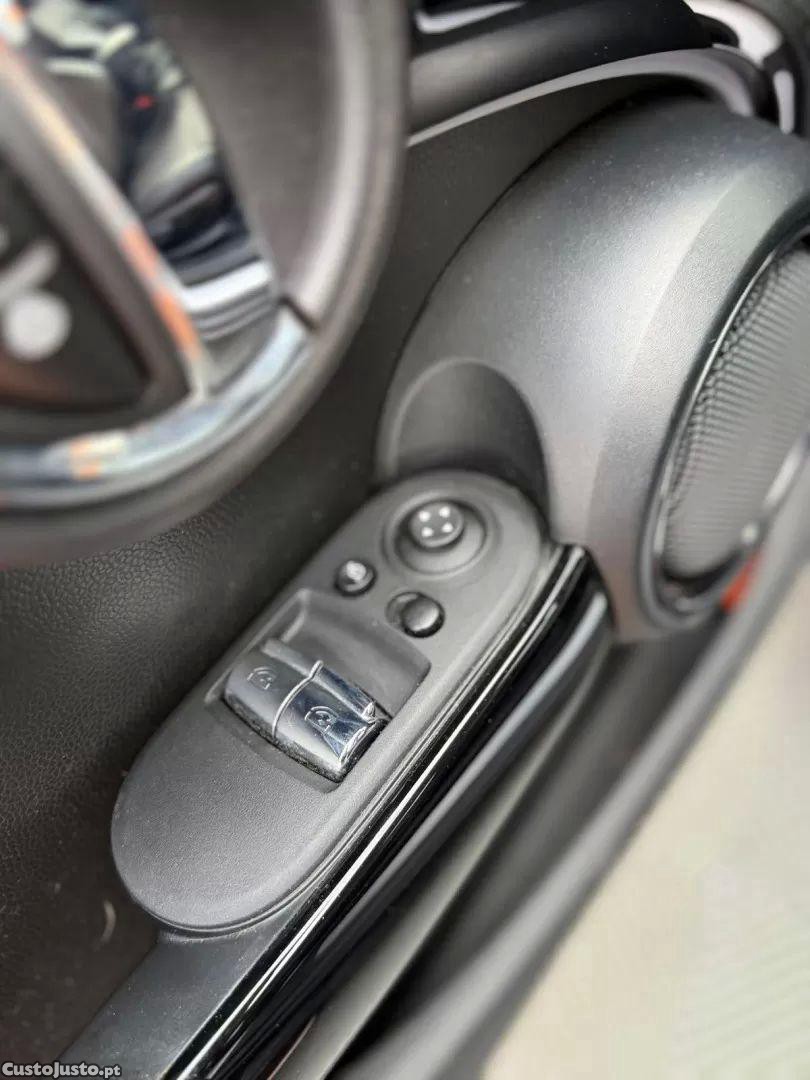 MINI Cooper 3p premium first 4business — fotografia 10