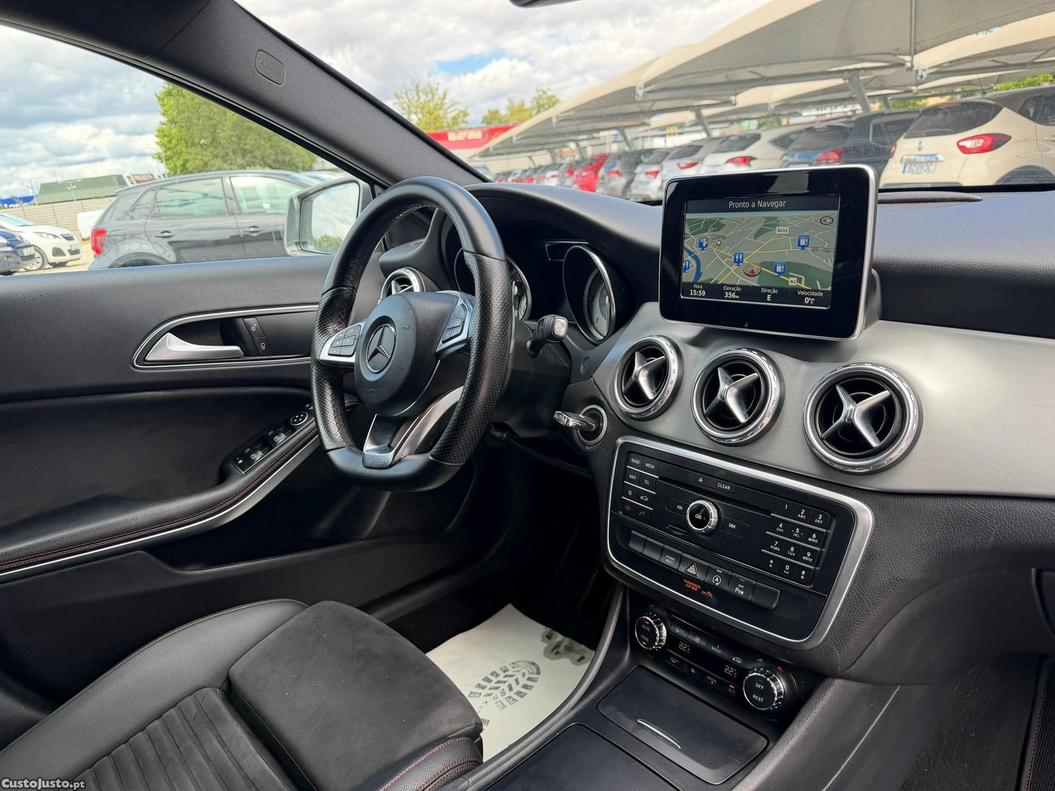 Mercedes-Benz GLA 200 d AMG Line Aut. — fotografia 5