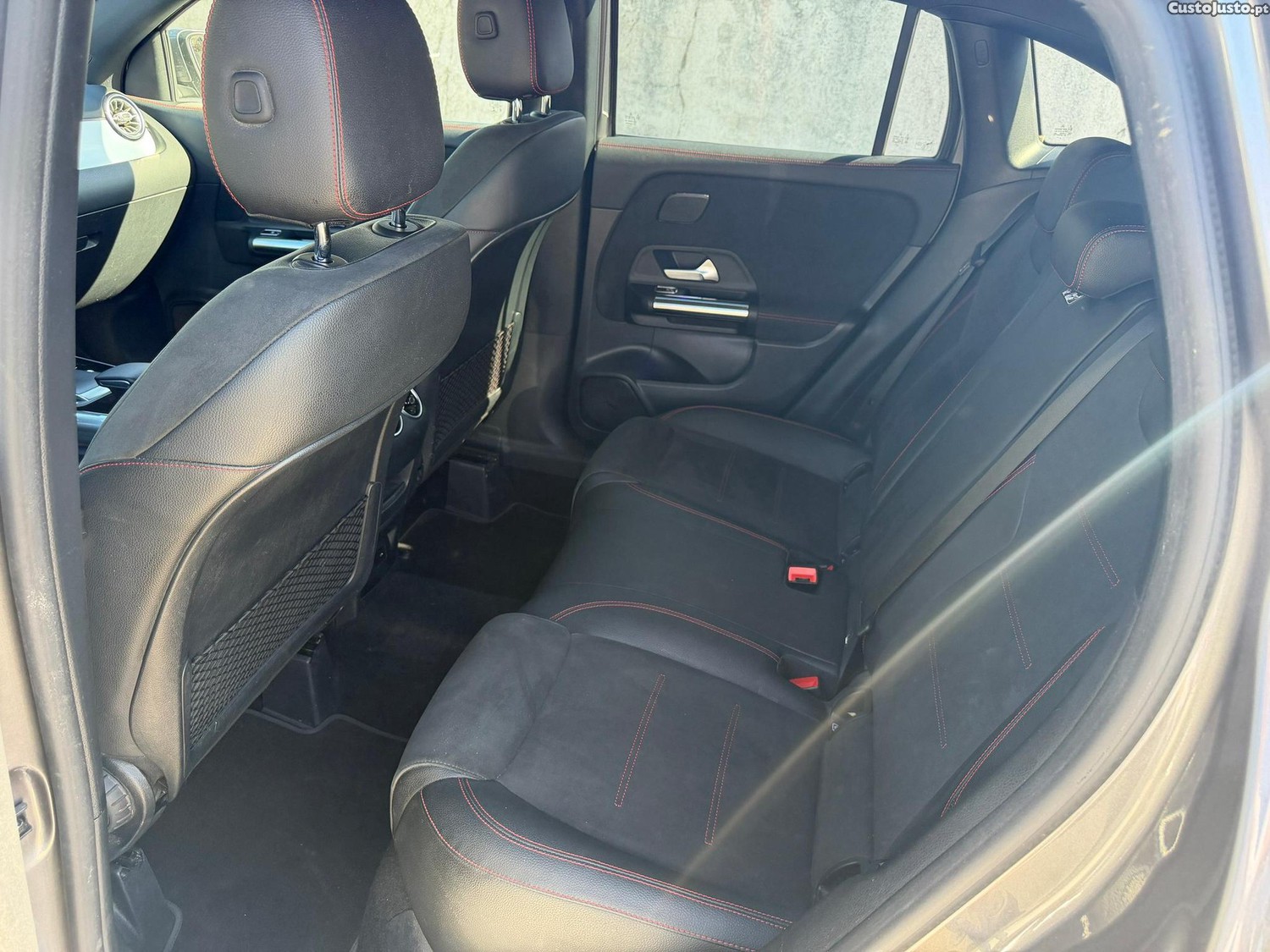 Mercedes-Benz GLA 250 e AMG Line — fotografia 4