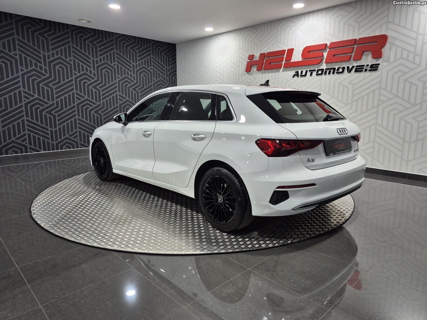 Audi A3 Sportback 35 TFSI Sport S tronic — fotografia 8