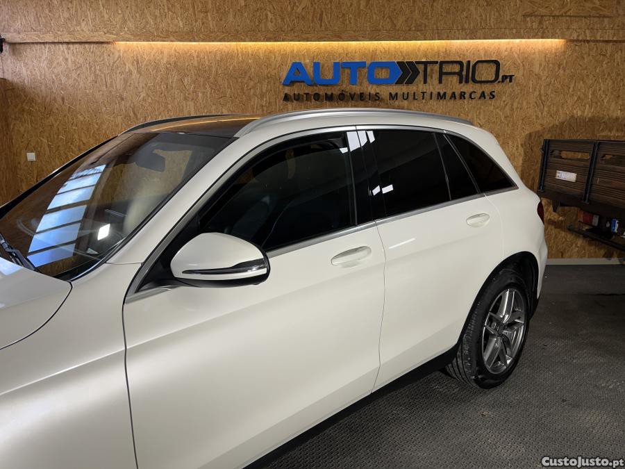 Mercedes-Benz GLC 220 AMG Line 4Matic — fotografia 16