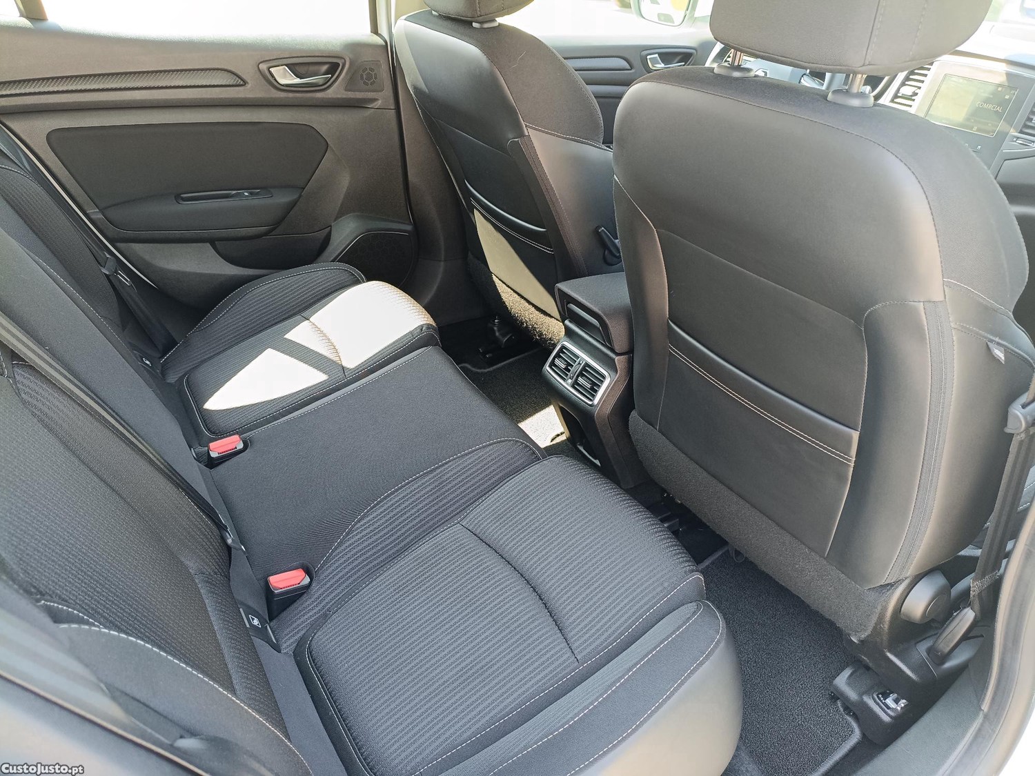 Renault Mégane IV 1.5 dCi 110 Energy Business — fotografia 18