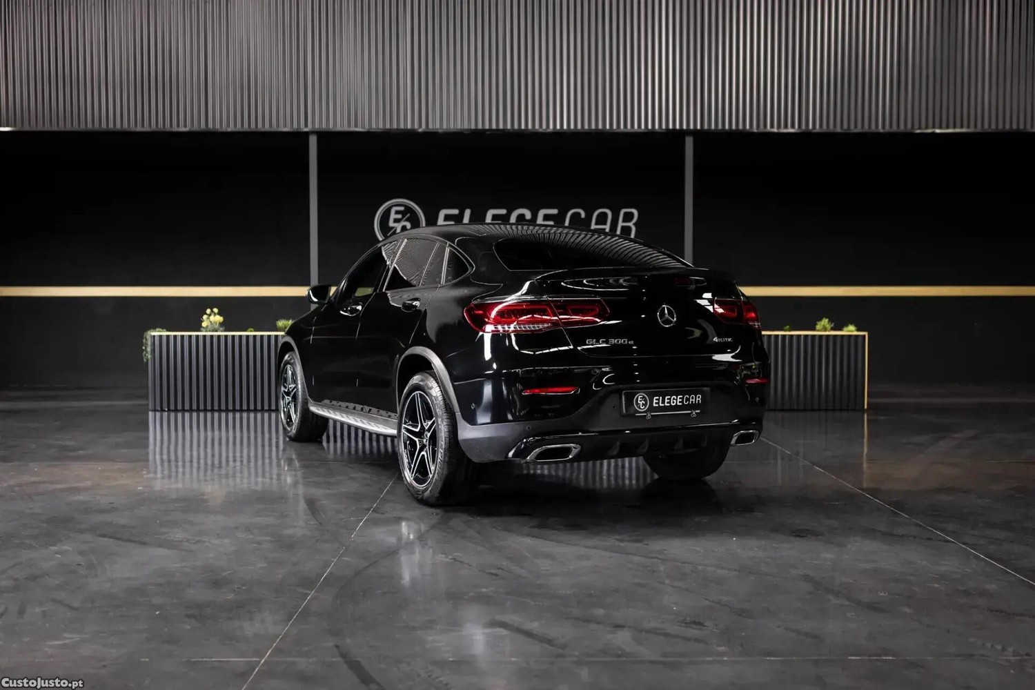 Mercedes-Benz GLC 300 de Coupé 4Matic — fotografia 14