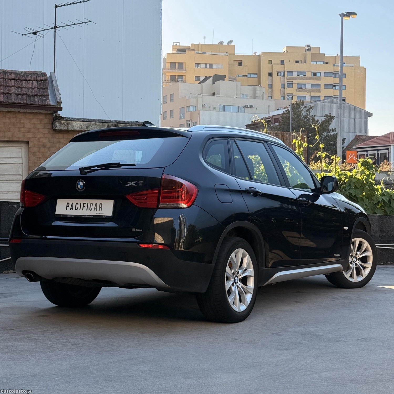BMW X1 18d SDrive — fotografia 7