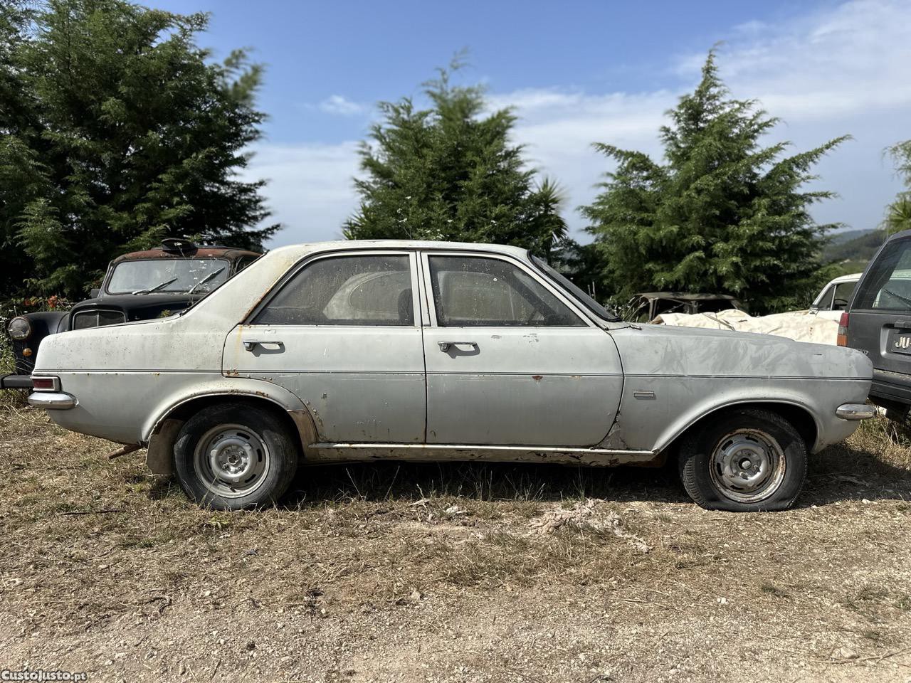 Vauxhall Viva 1300 — fotografia 5