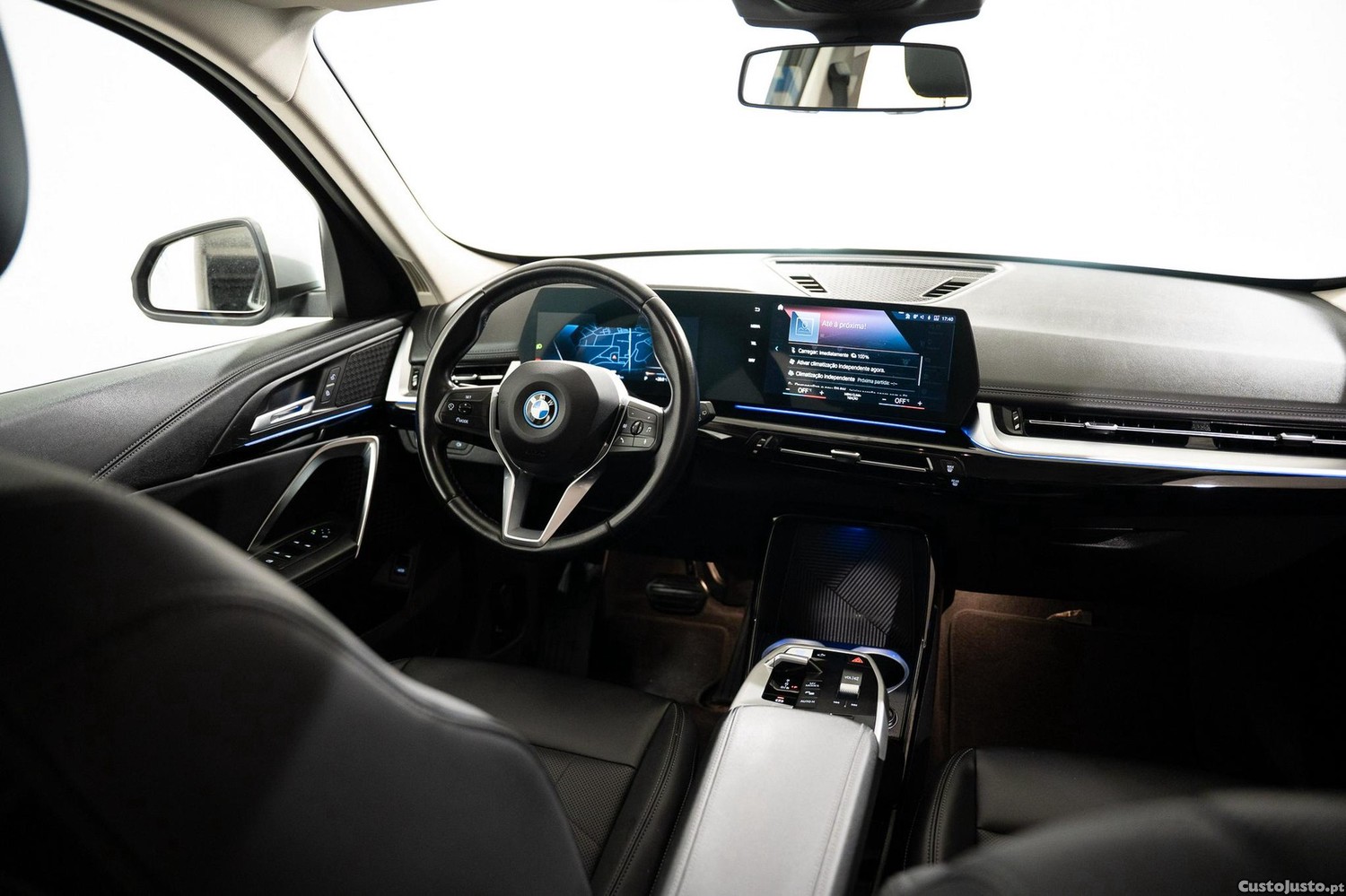 BMW iX1 xDrive30 xLine — fotografia 21