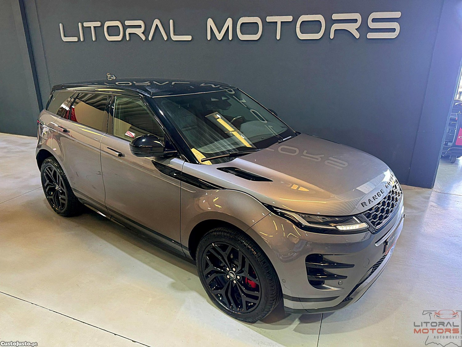 Land Rover Evoque P300e R-Dynamic S — fotografia 24