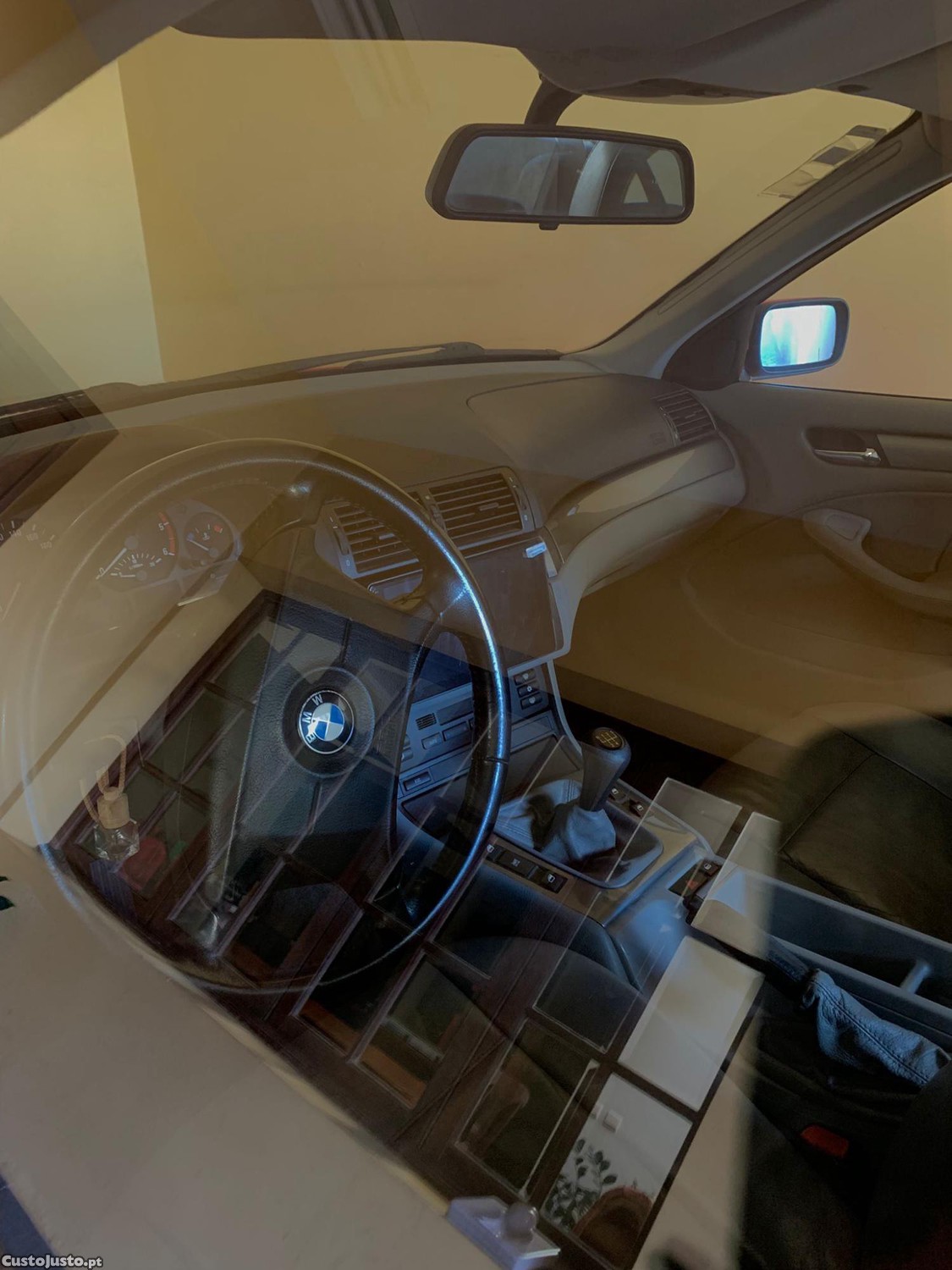 BMW 320 5P — fotografia 6
