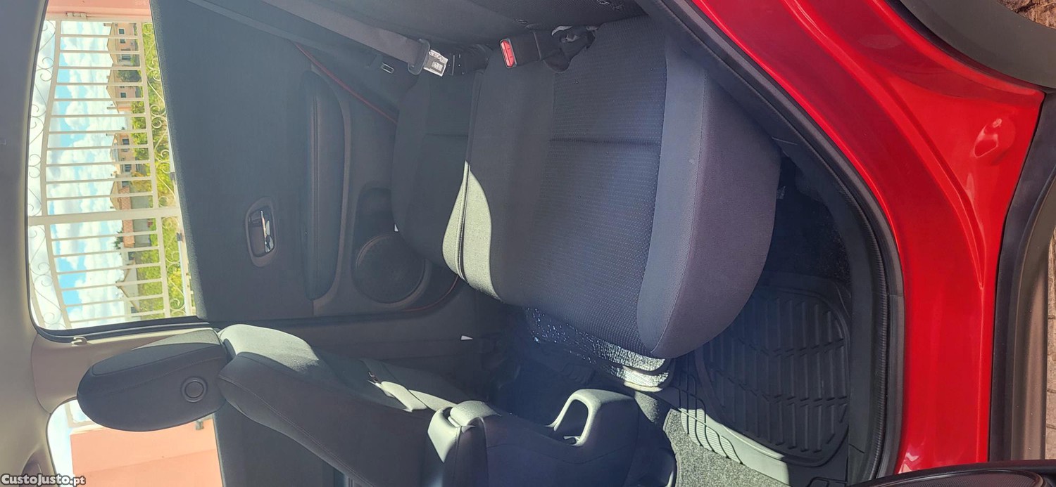 Honda HR-V Elegance — fotografia 8